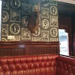 Le Napoleon Hotel 3*