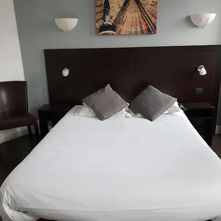 Hotel Le Napoleon 3*