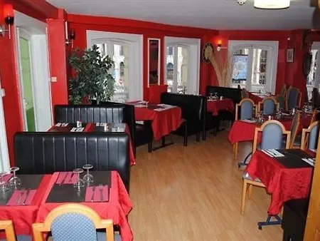 Le Napoleon Hotel 3*