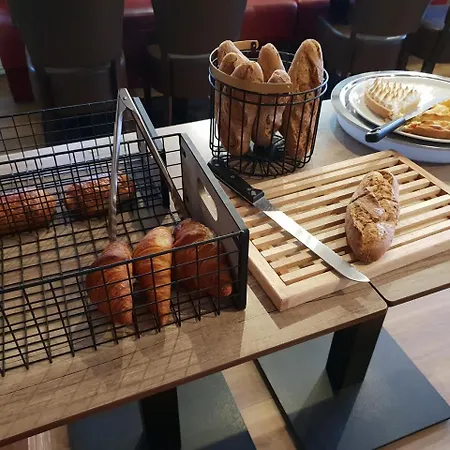 Hotel Le Napoleon 3*