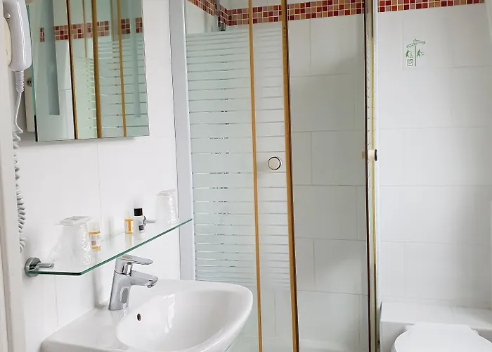 Le Napoleon Hotel 3*