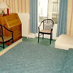 Le Napoleon Hotel